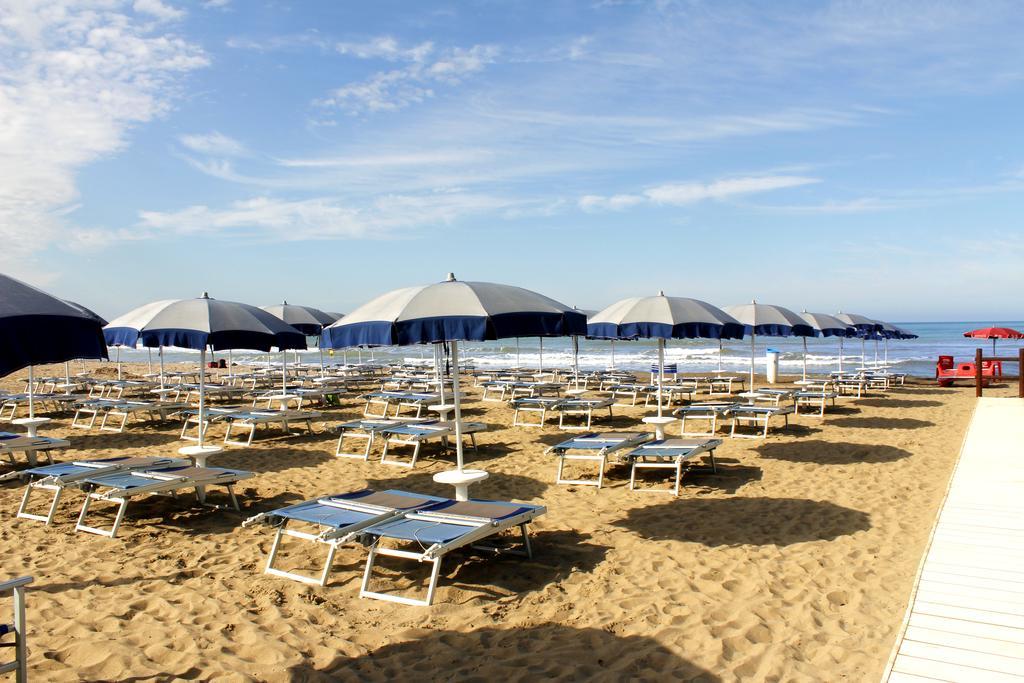 Hotel Ariston Marina di Grosseto Esterno foto