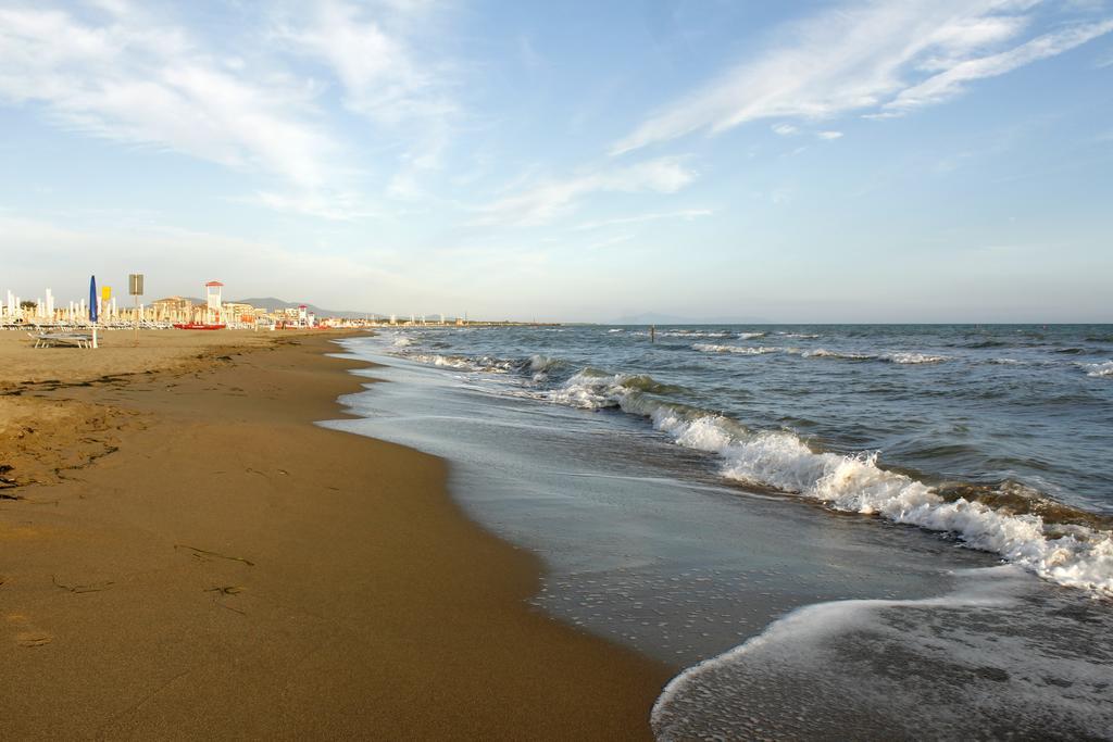 Hotel Ariston Marina di Grosseto Esterno foto